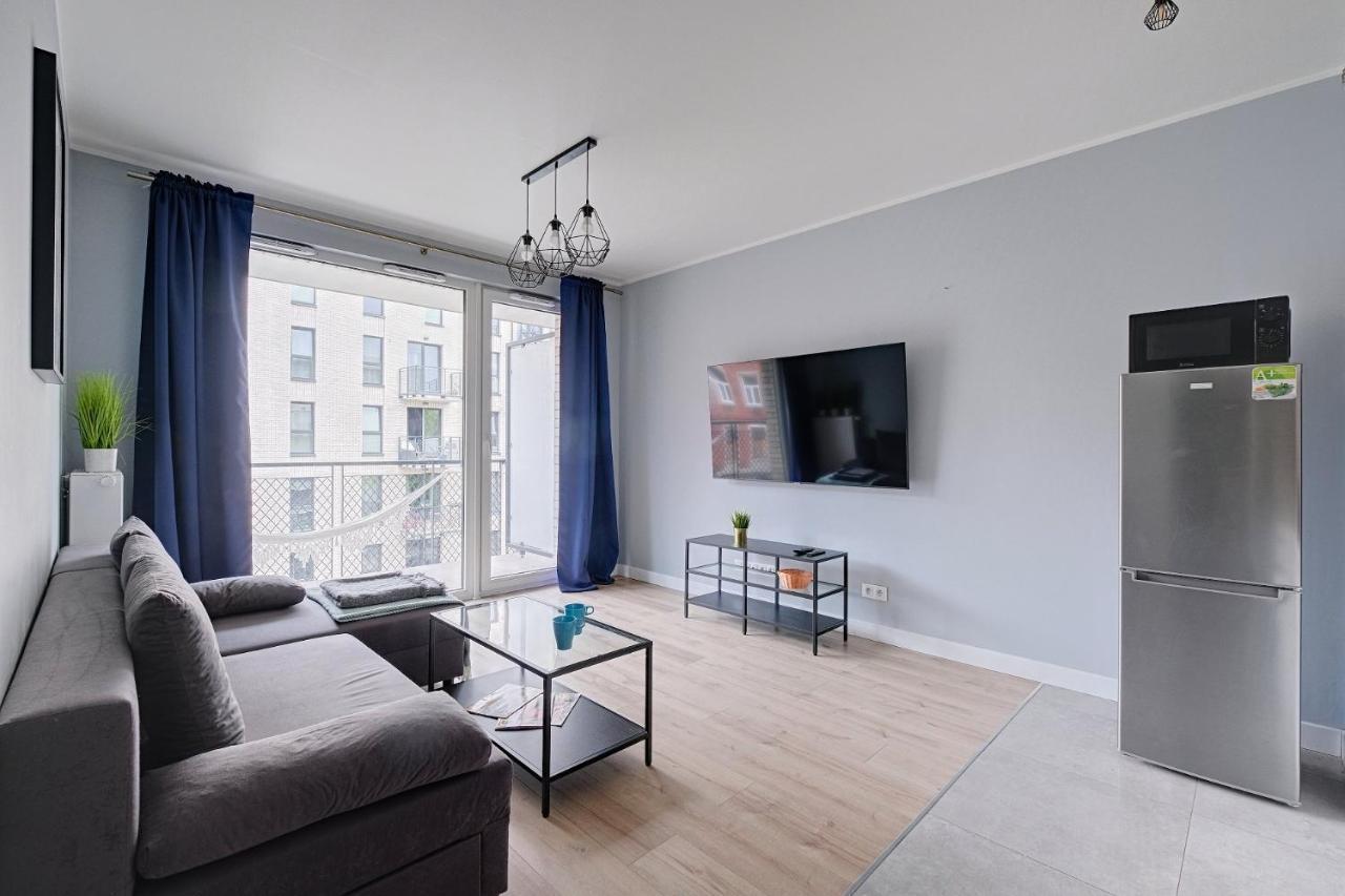 Апартаменты 2Br Apt Strzelecka 24 With Balcony Варшава Экстерьер фото